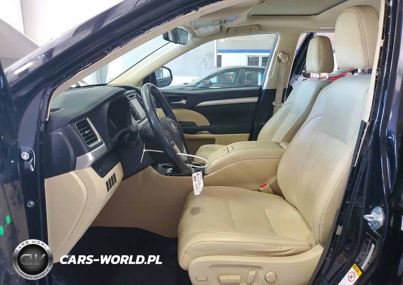 2019 Toyota Highlander Xle VIN:5TDJZRFH9KS571711 - 7