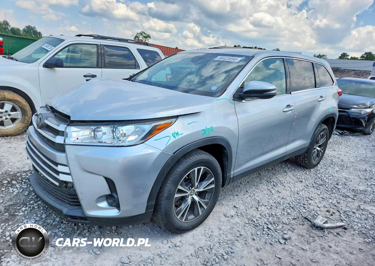 2019 Toyota Highlander Le