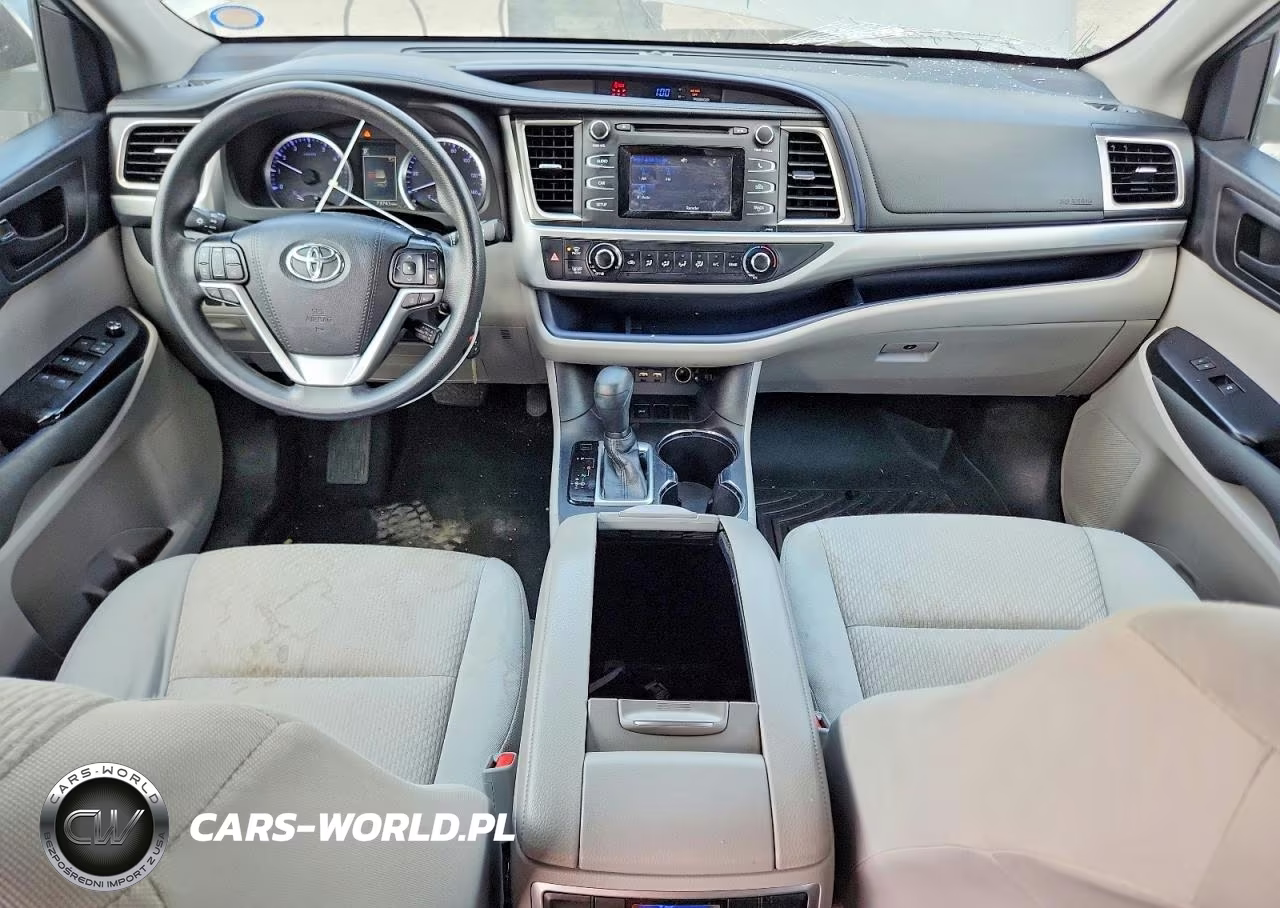 2019 Toyota Highlander Le VIN:5TDZARFHXKS043413 - 8