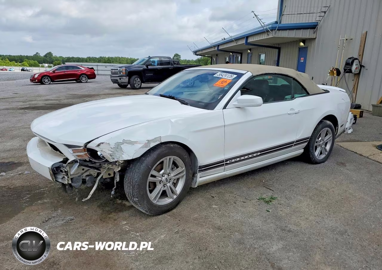 2010 Ford Mustang – zdjęcie 1 z 12