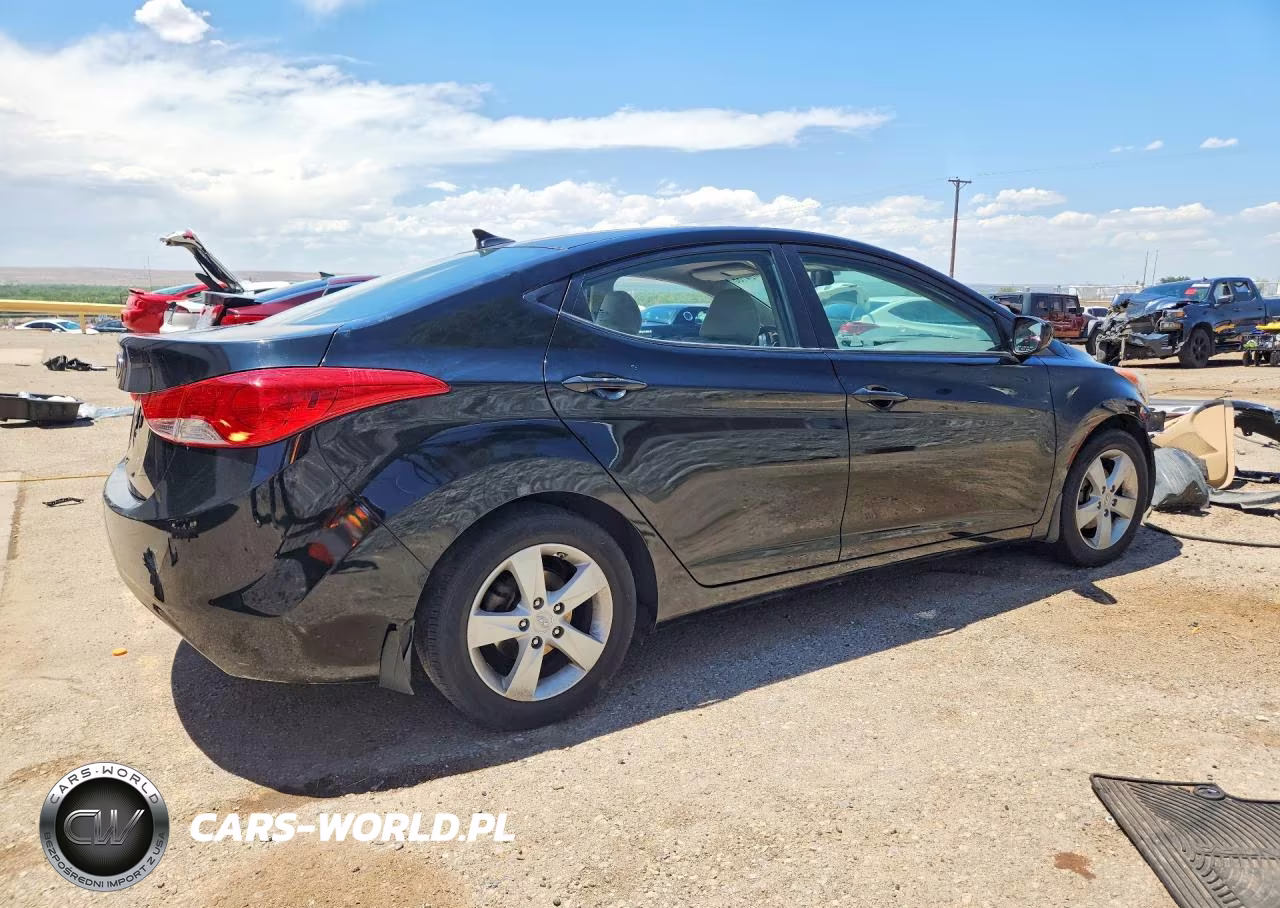 2012 Hyundai Elantra Gls VIN:KMHDH4AE0CU191245 - 3