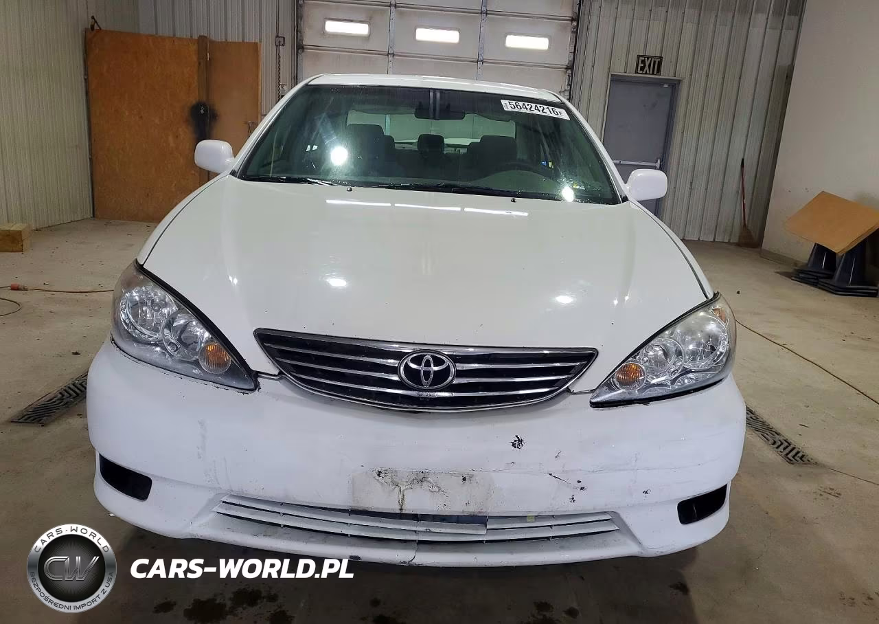 2005 Toyota Camry Le VIN:4T1BE30K65U610512 - 5