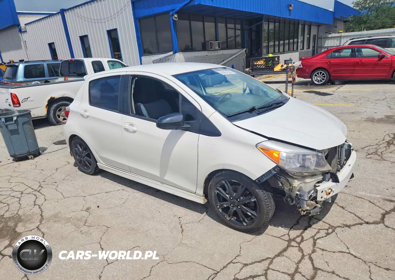 2012 Toyota Yaris 5-Door Se VIN:JTDKTUD32CD505725 - 4