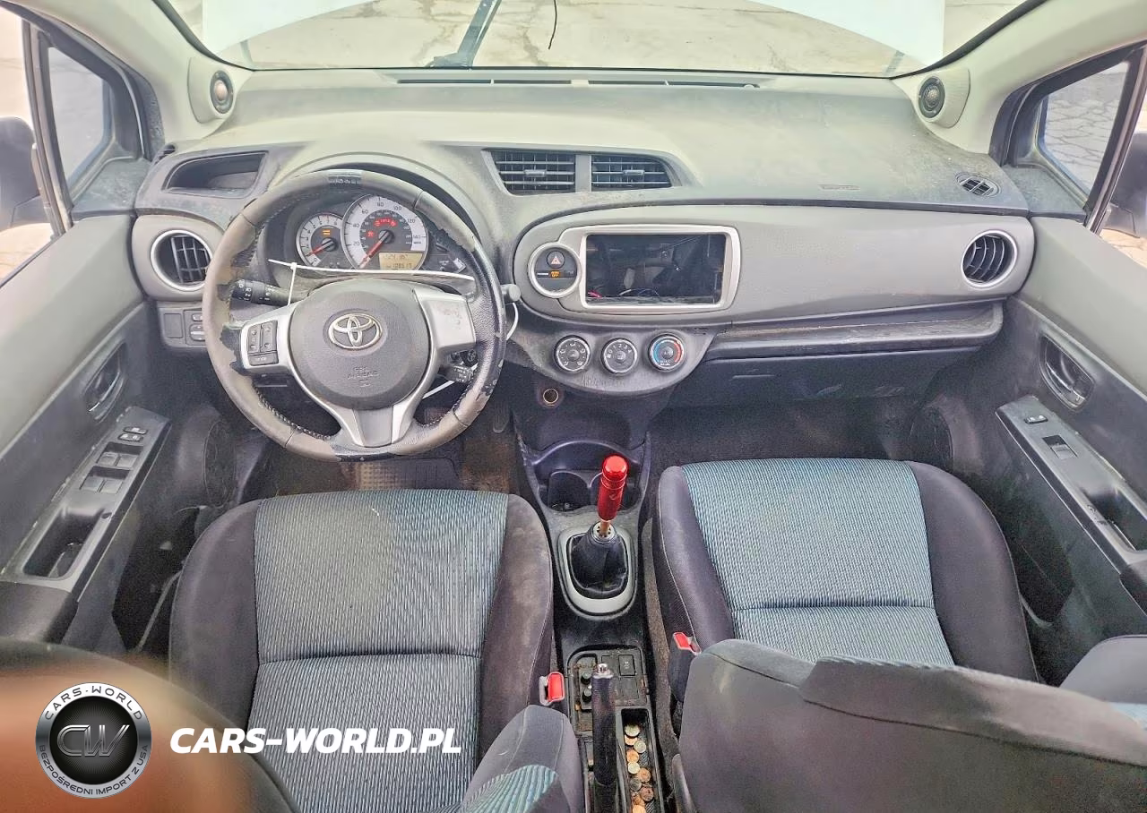 2012 Toyota Yaris 5-Door Se VIN:JTDKTUD32CD505725 - 8