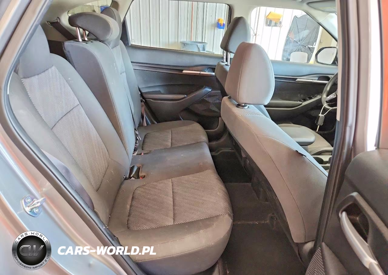 2023 Kia Seltos Lx VIN:KNDEPCAA3P7458756 - 10