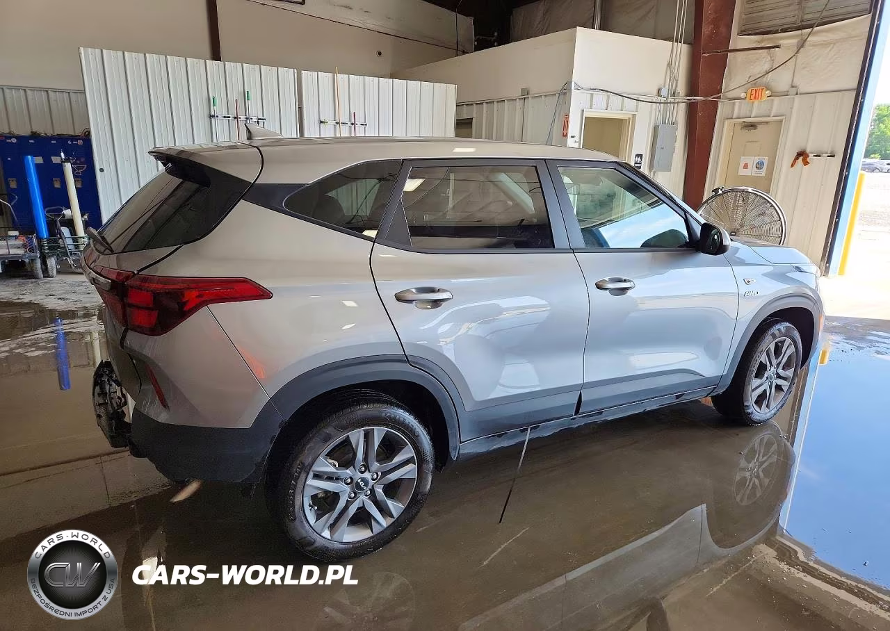 2023 Kia Seltos Lx VIN:KNDEPCAA3P7458756 - 3