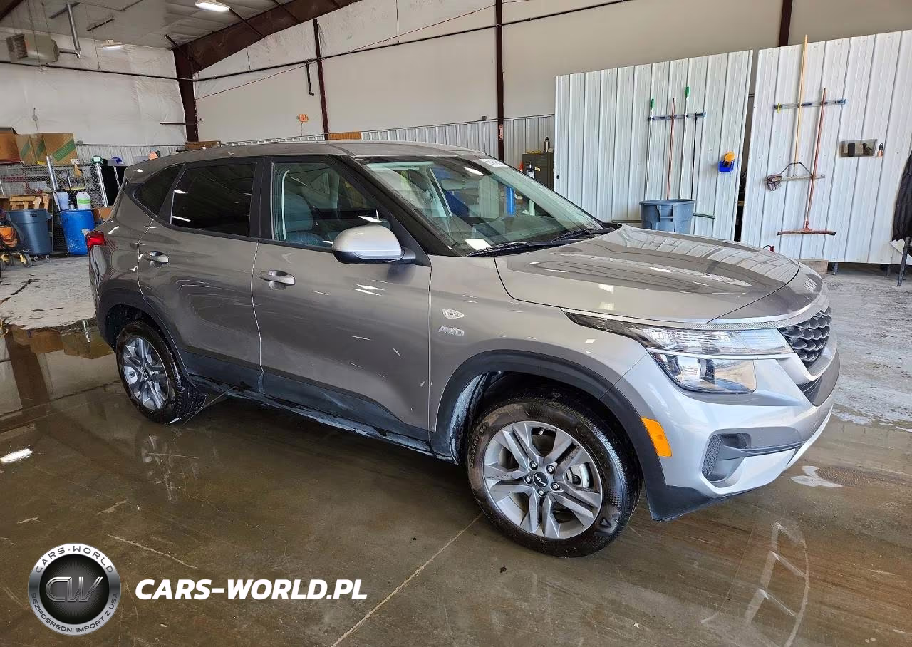 2023 Kia Seltos Lx VIN:KNDEPCAA3P7458756 - 4