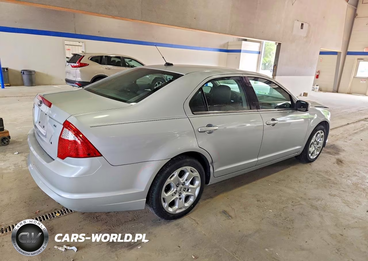 2010 Ford Fusion Se VIN:3FAHP0HA8AR162557 - 3