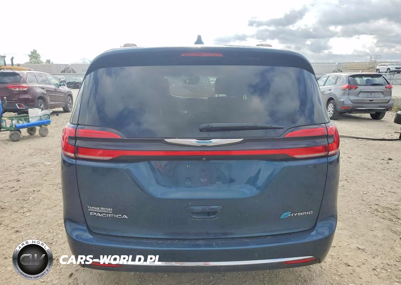 2021 Chrysler Pacifica Hybrid Touring L VIN:2C4RC1L73MR596231 - 6