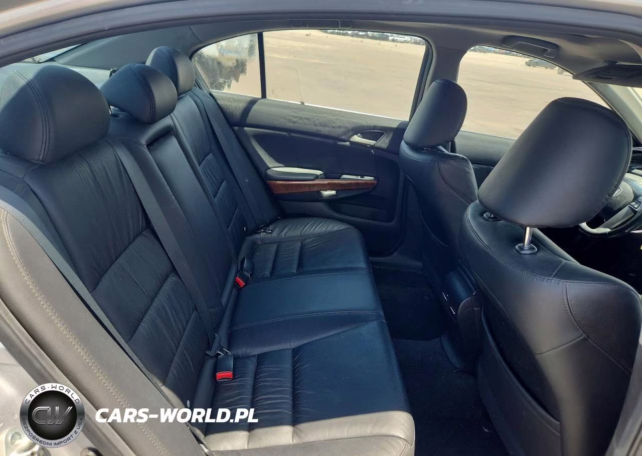 2011 Honda Accord Exl VIN:1HGCP3F82BA017825 - 10