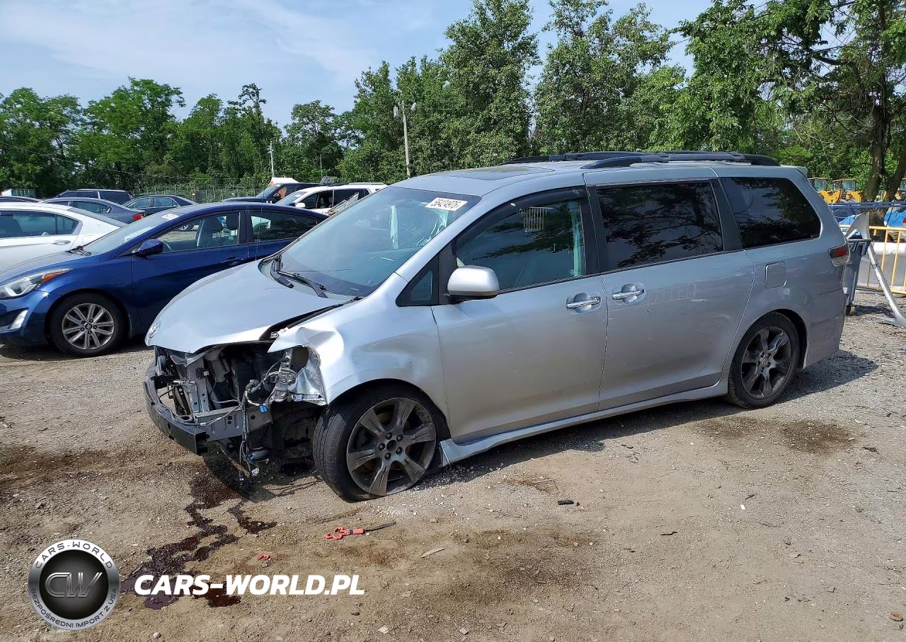 2014 Toyota Sienna – zdjęcie 1 z 14