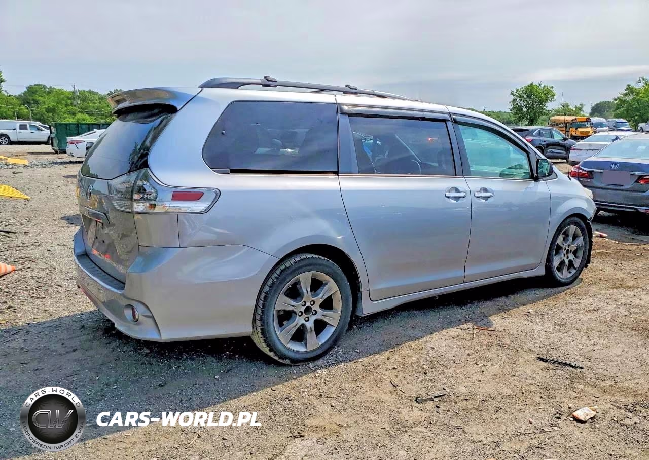 2014 Toyota Sienna VIN:5TDXK3DC8ES436078 - 3