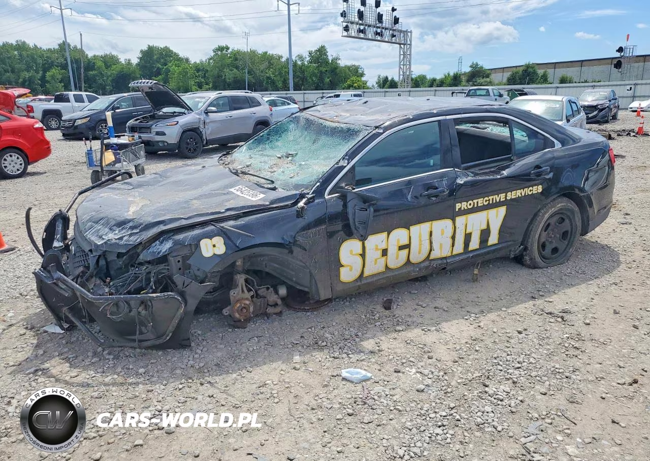 2015 Ford Taurus Police Interceptor – zdjęcie 1 z 12