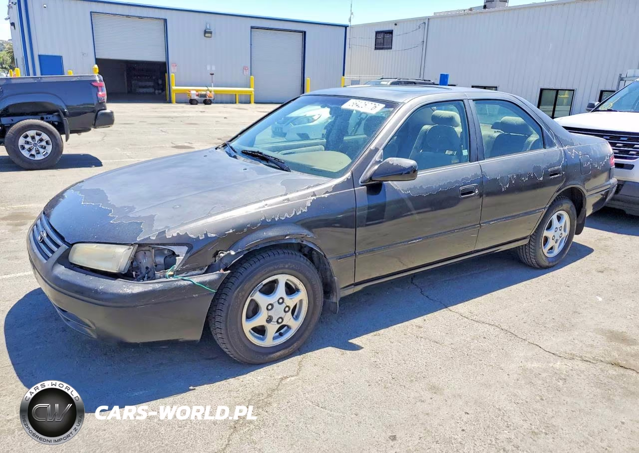 1997 Toyota Camry -Le-
