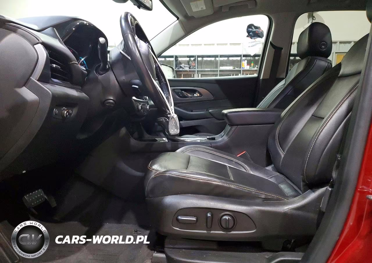 2019 Chevrolet Traverse Premier VIN:1GNEVKKW0KJ113178 - 7