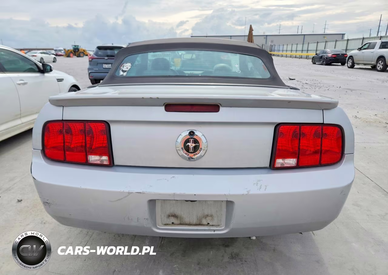 2007 Ford Mustang VIN:1ZVHT84N275284692 - 6
