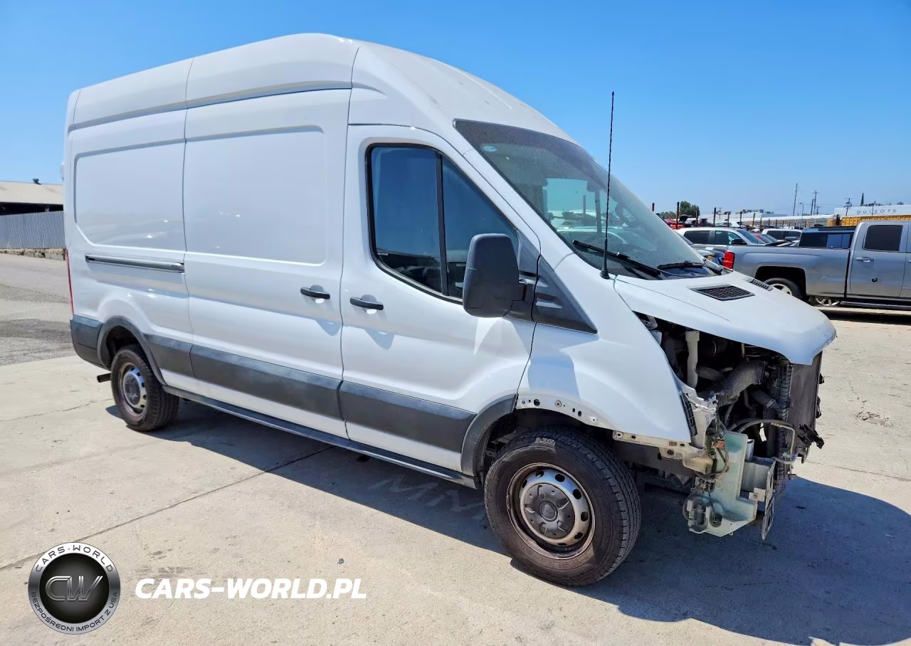 2023 Ford Transit 250 Delivery Van VIN:1FTBR1X84PKB17059 - 4