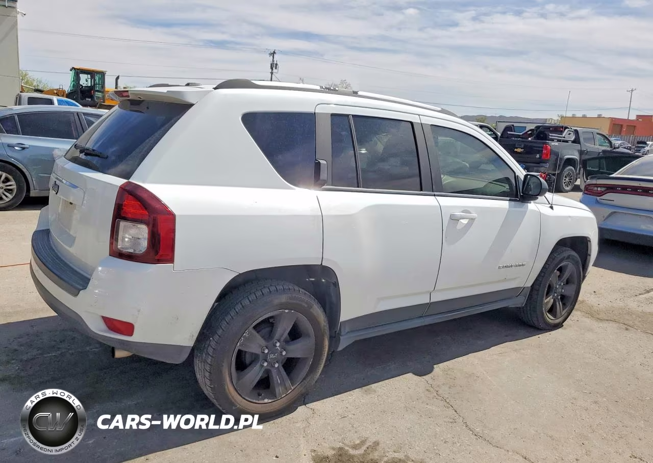 2016 Jeep Compass Sport VIN:1C4NJCBA4GD615597 - 3