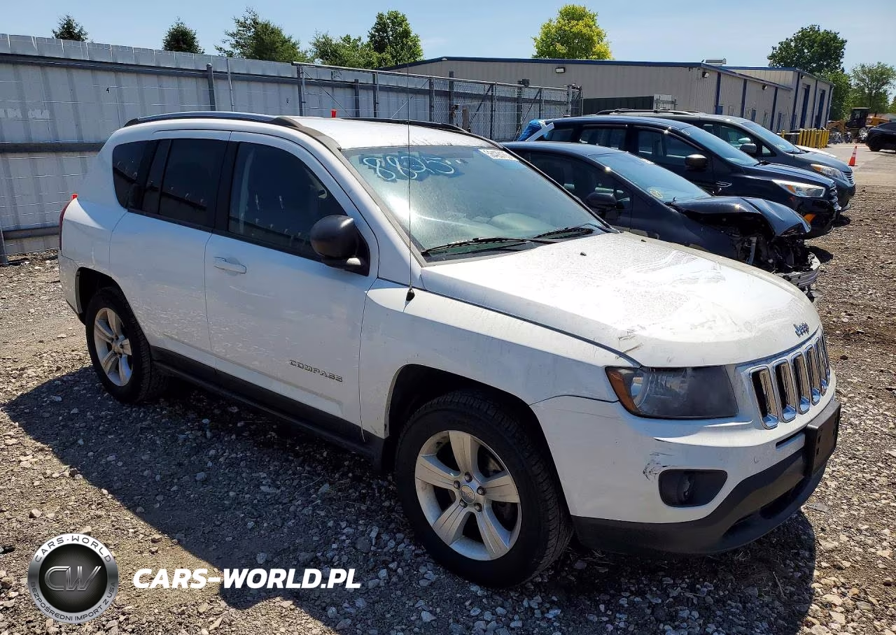 2015 Jeep Compass Sport VIN:1C4NJDBB8FD438825 - 4