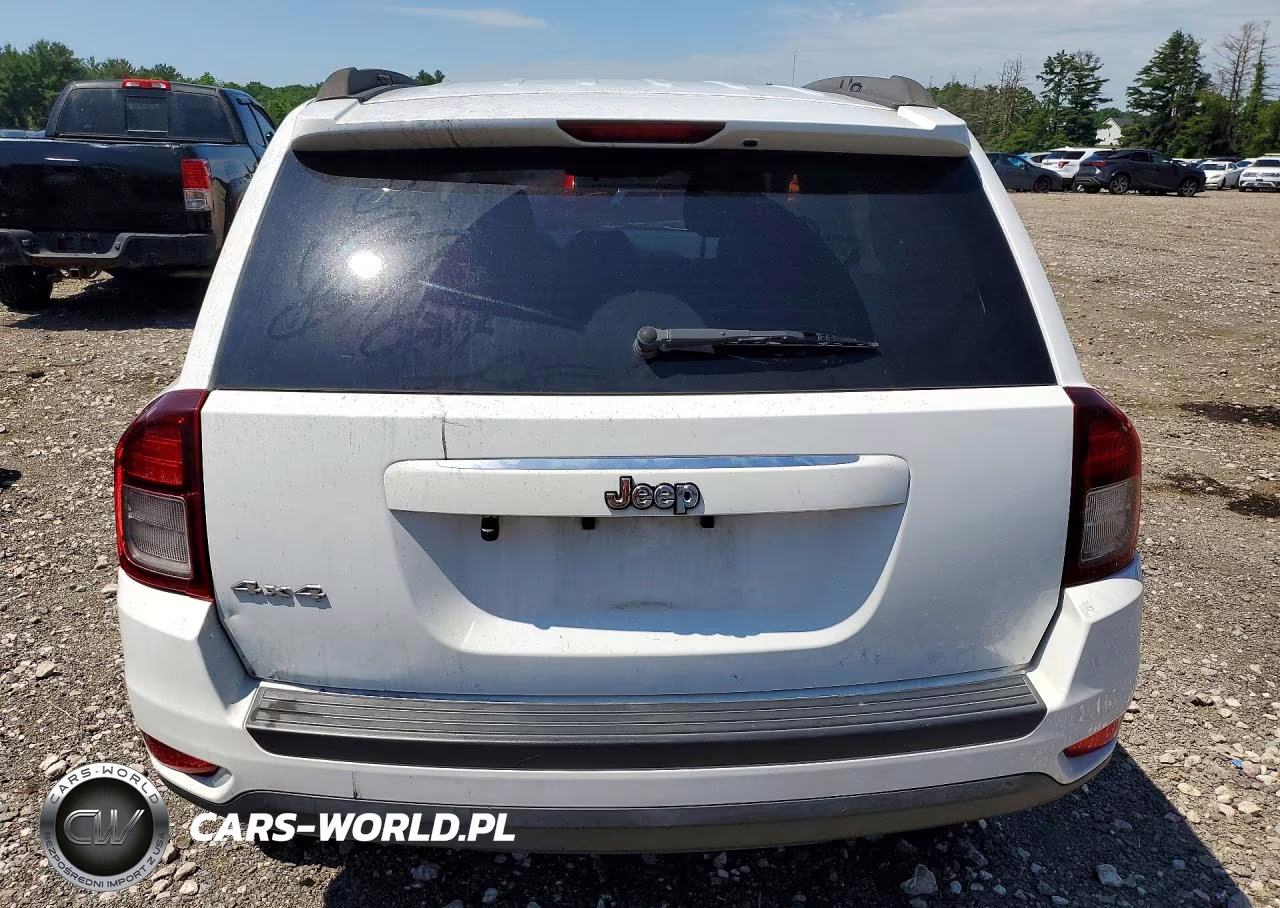 2015 Jeep Compass Sport VIN:1C4NJDBB8FD438825 - 6