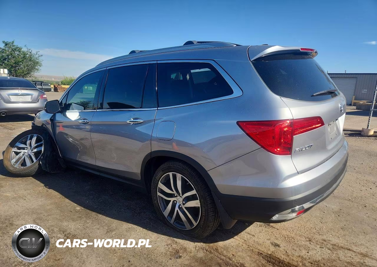 2018 Honda Pilot Elite VIN:5FNYF6H02JB069882 - 2