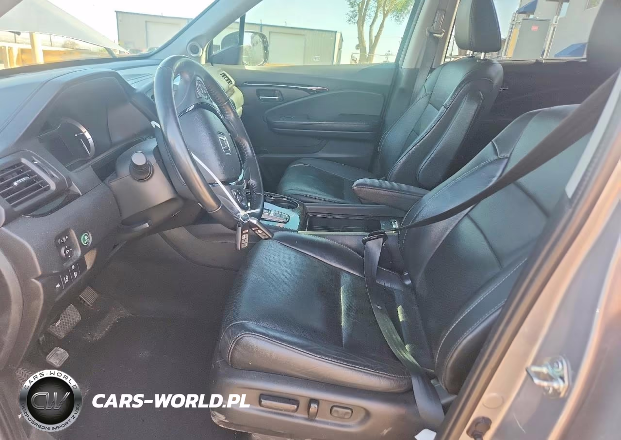 2018 Honda Pilot Elite VIN:5FNYF6H02JB069882 - 7