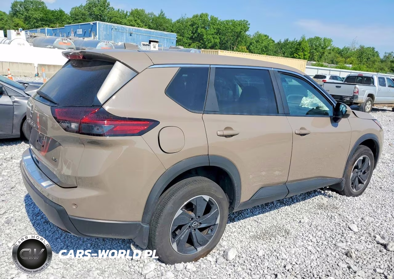2025 Nissan Rogue Sv VIN:5N1BT3BB2SC675667 - 3