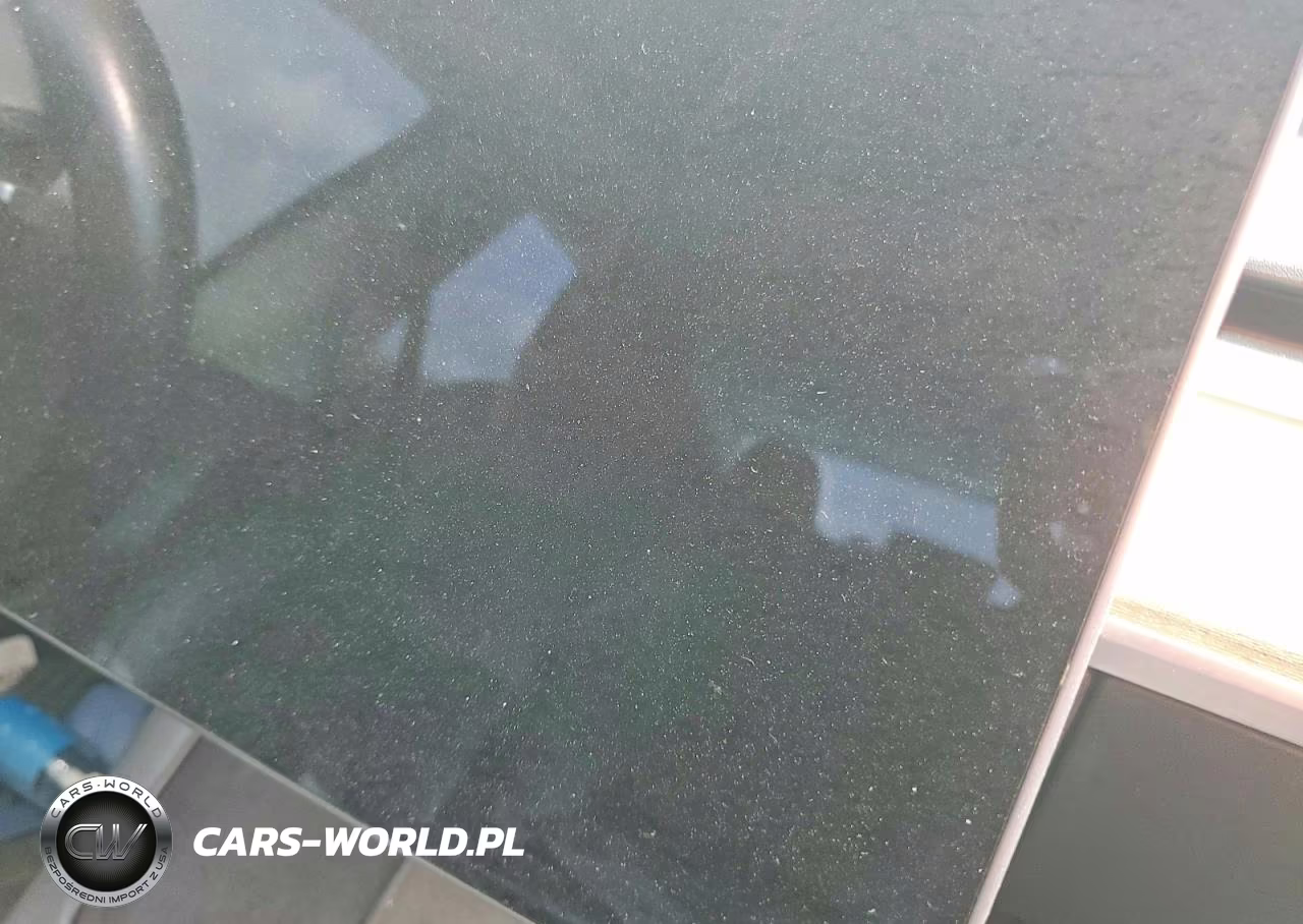 2022 Tesla Model 3 VIN:5YJ3E1EB8NF192632 - 9