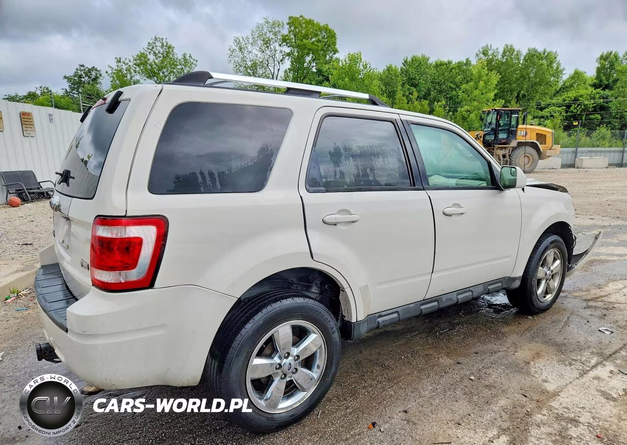 2010 Ford Escape Limited VIN:1FMCU0EG8AKA43414 - 3