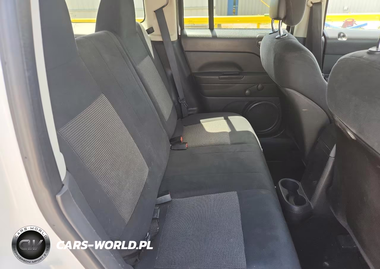 2011 Jeep Patriot Sport VIN:1J4NT1GA6BD262919 - 11