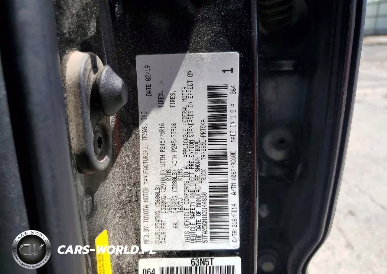 2019 Toyota Tacoma Sr VIN:5TFAX5GN1KX144830 - 12