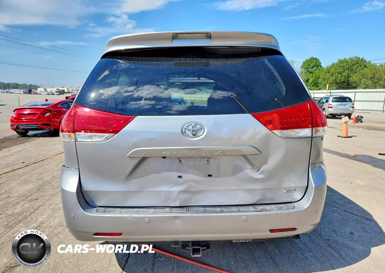 2014 Toyota Sienna Xle 8-Passenger VIN:5TDYK3DC4ES434901 - 6