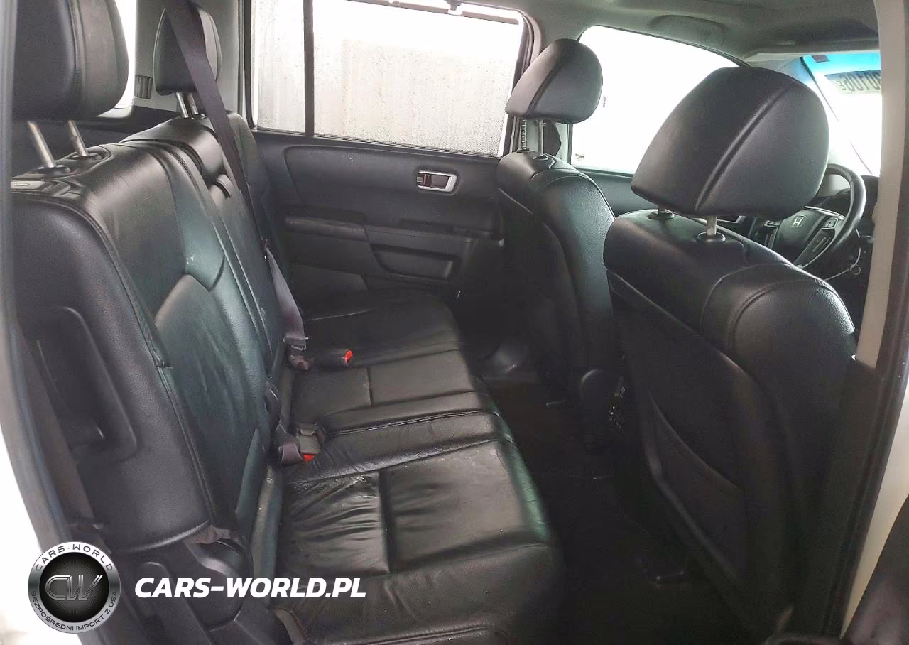 2012 Honda Pilot Touring VIN:5FNYF4H9XCB011086 - 11