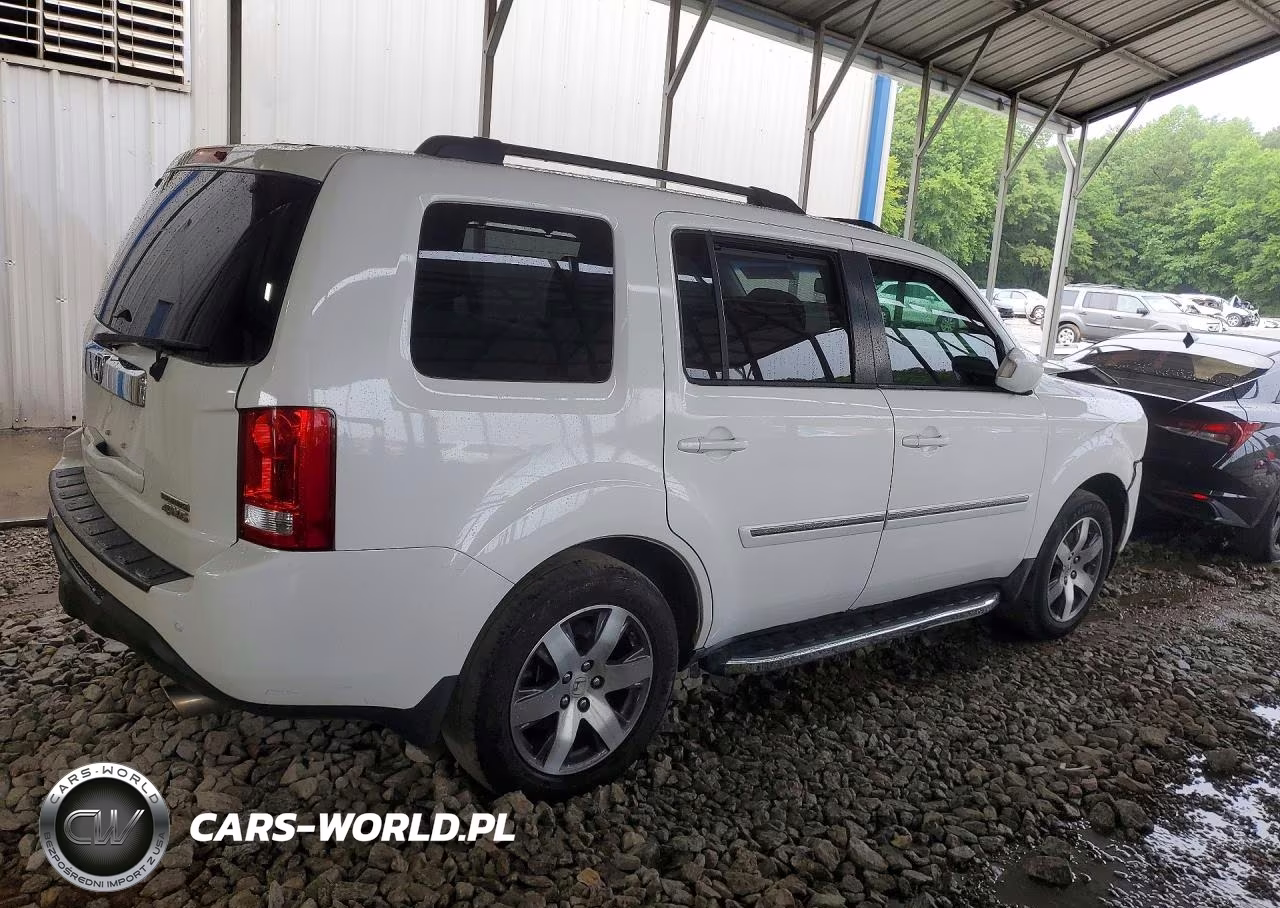 2012 Honda Pilot Touring VIN:5FNYF4H9XCB011086 - 3