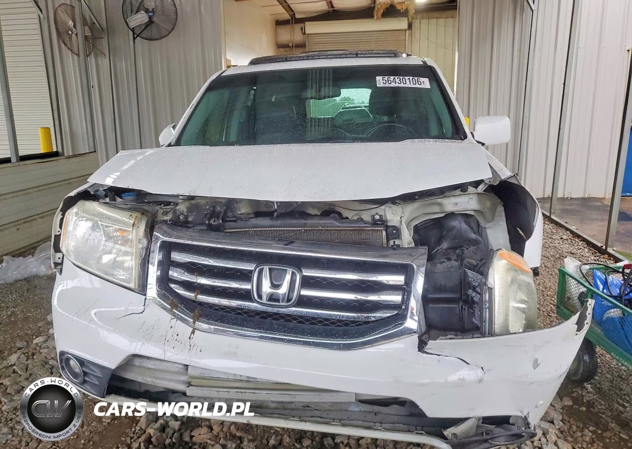 2012 Honda Pilot Touring VIN:5FNYF4H9XCB011086 - 5
