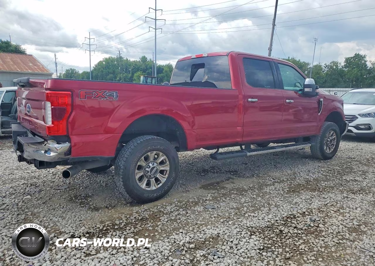 2019 Ford F250 Super Duty VIN:1FT7W2B68KEE10075 - 3