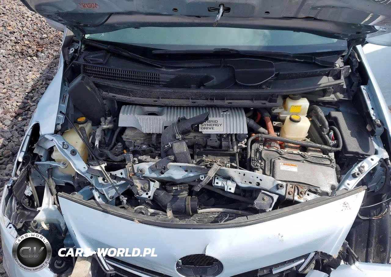2012 Toyota Prius V Two VIN:JTDZN3EU2C3084721 - 11