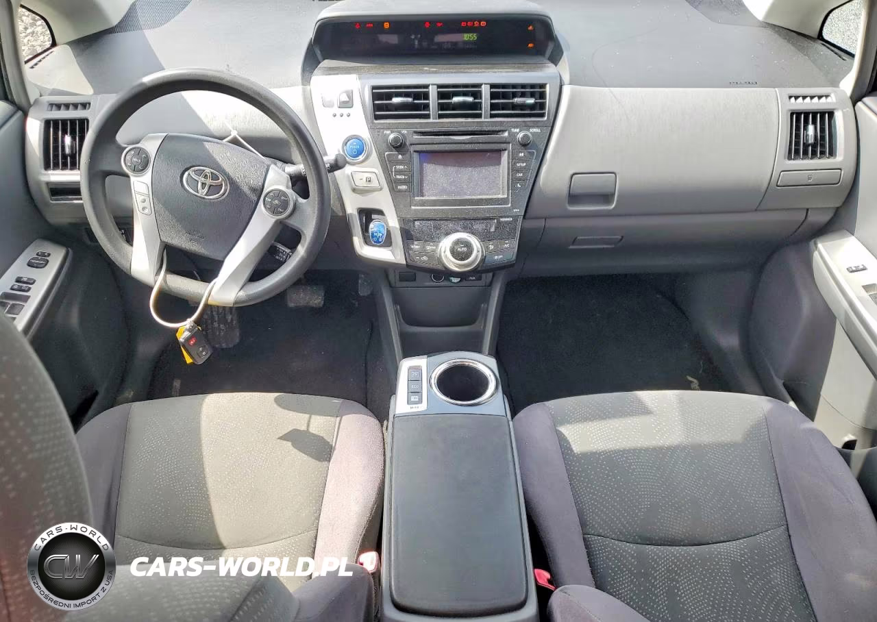 2012 Toyota Prius V Two VIN:JTDZN3EU2C3084721 - 8