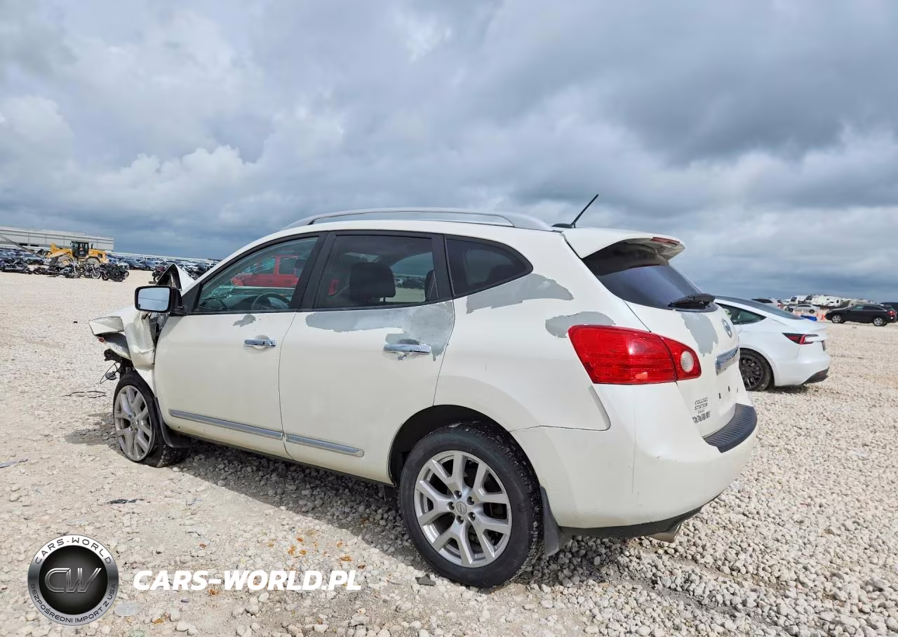 2013 Nissan Rogue S VIN:JN8AS5MV8DW652552 - 2