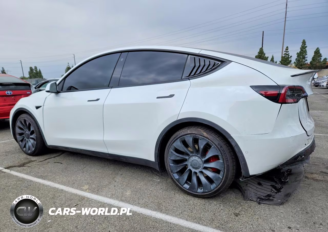 2021 Tesla Model Y VIN:5YJYGDEF2MF251709 - 2