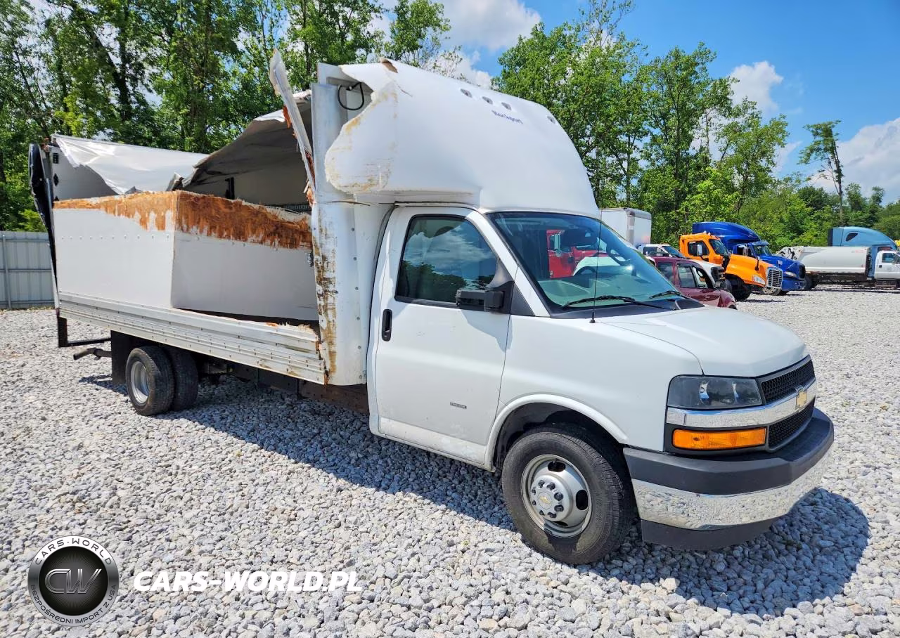 2023 Chevrolet Express Delivery Truck VIN:1GB3GSC72P1115673 - 4