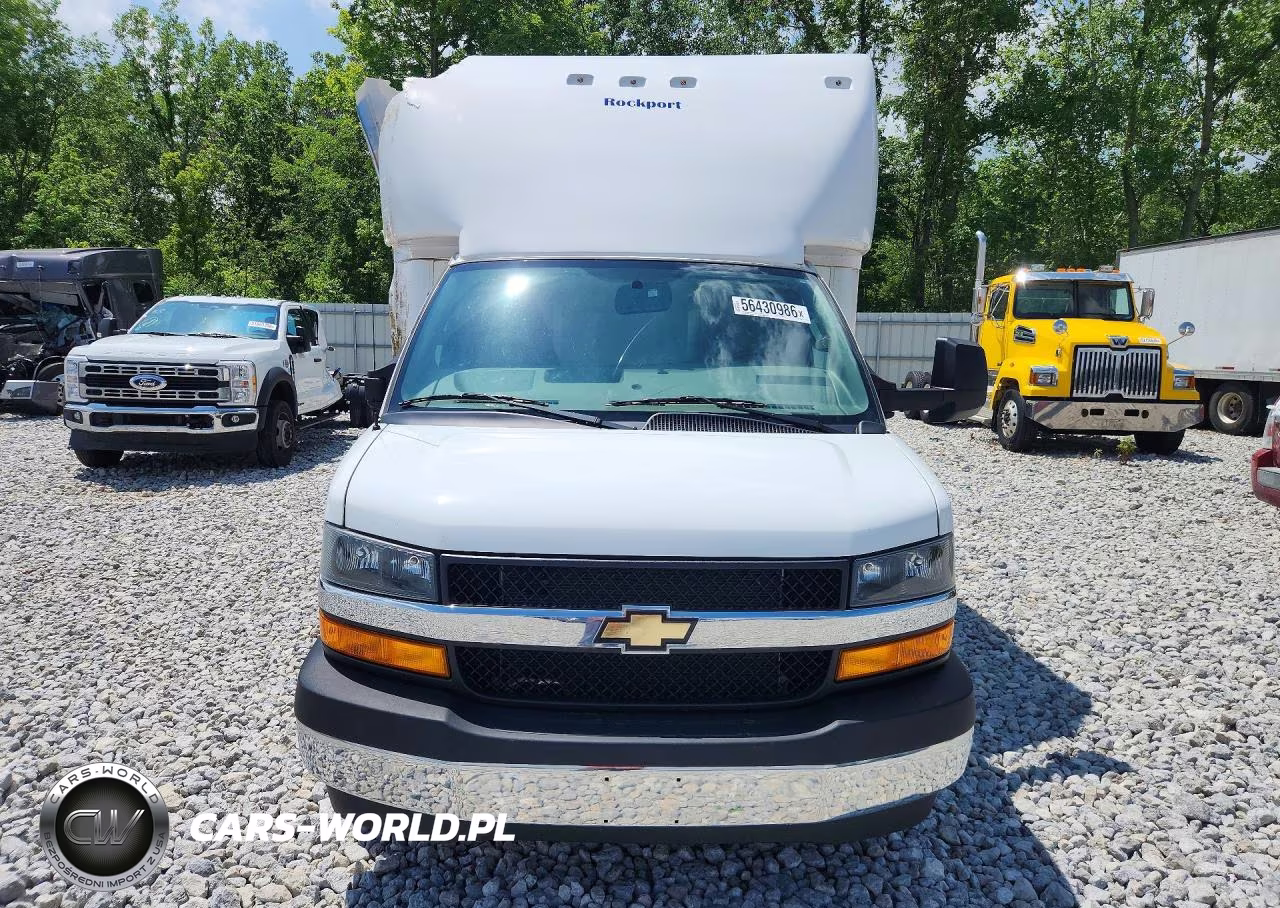 2023 Chevrolet Express Delivery Truck VIN:1GB3GSC72P1115673 - 5