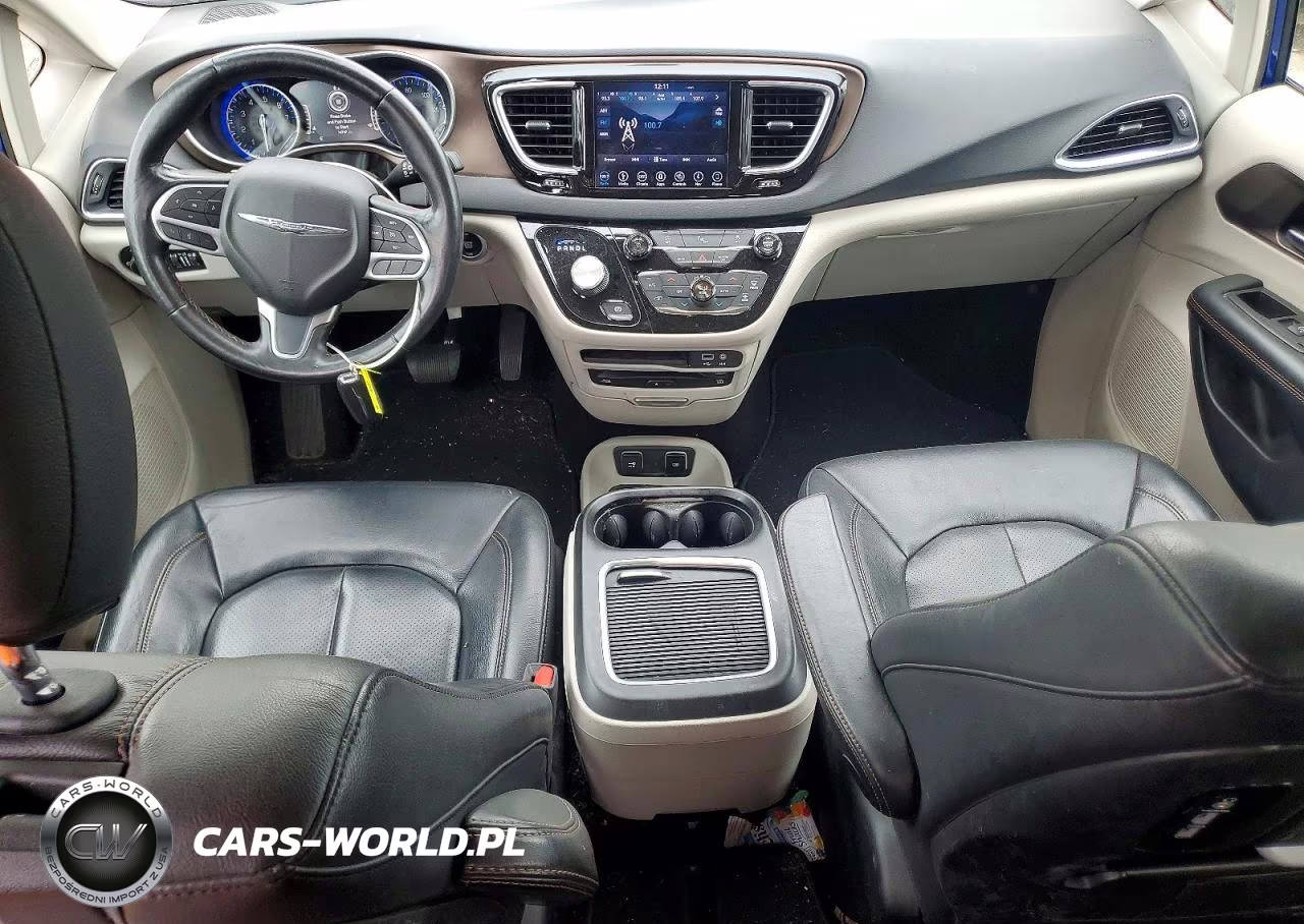 2019 Chrysler Pacifica Touring L Plus VIN:2C4RC1EG7KR604048 - 8