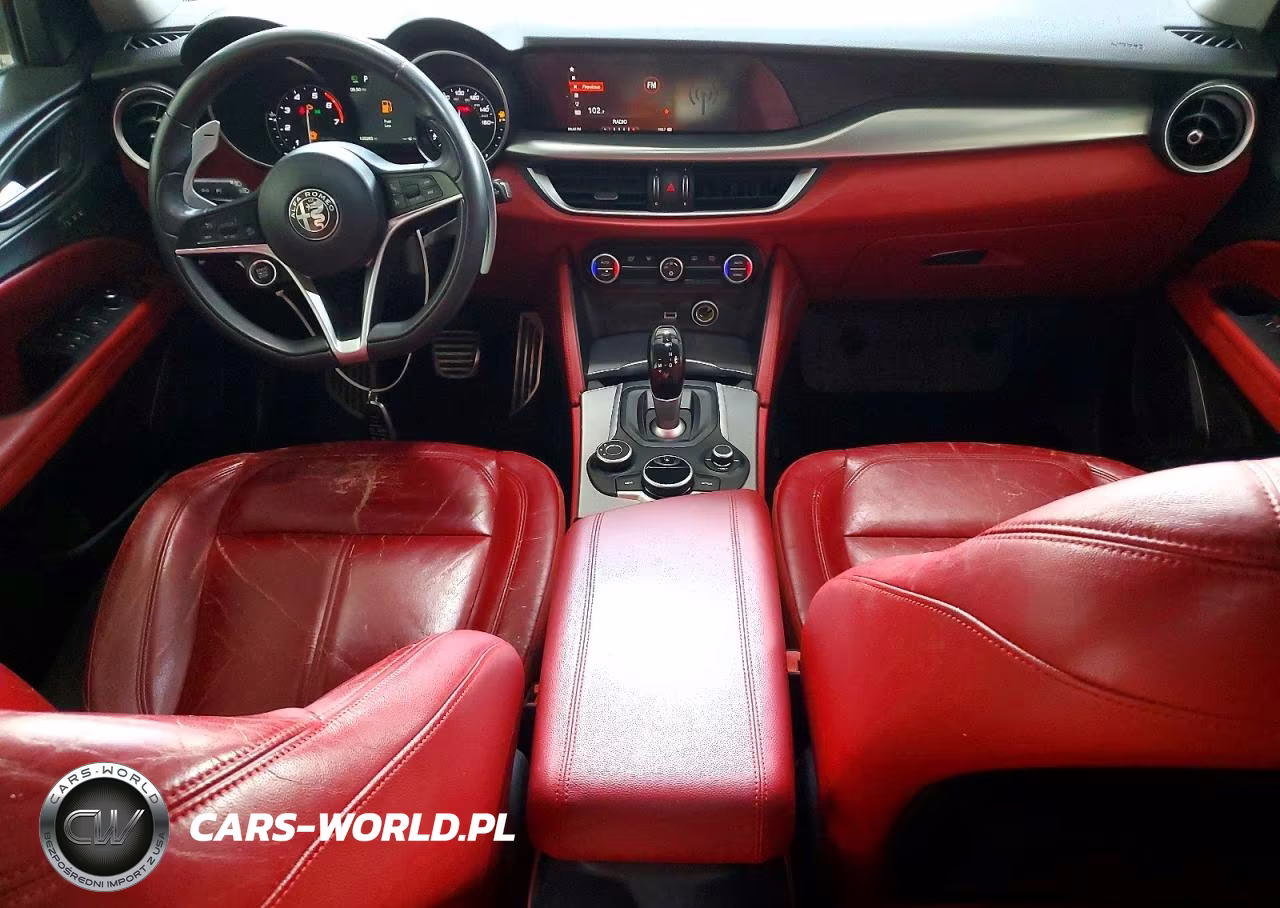 2018 Alfa Romeo Stelvio Sport VIN:ZASFAKPN7J7B72756 - 8