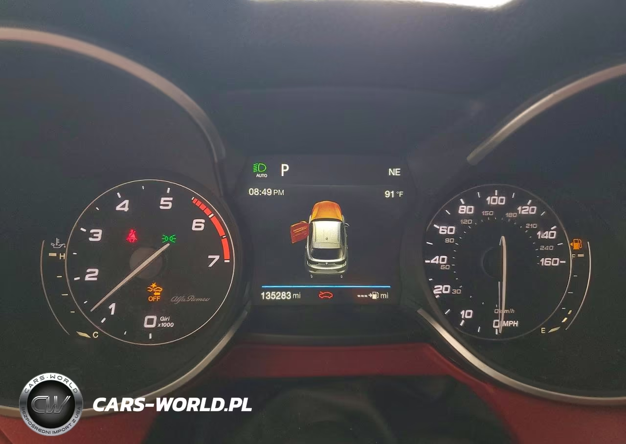 2018 Alfa Romeo Stelvio Sport VIN:ZASFAKPN7J7B72756 - 9