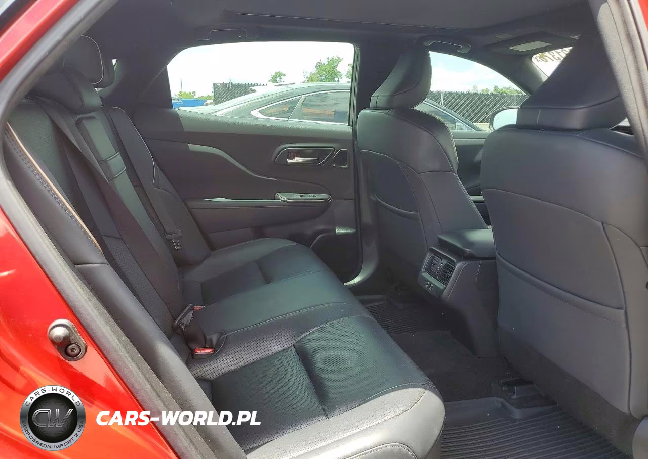 2023 Toyota Crown Limited VIN:JTDAAAAF5P3013717 - 10