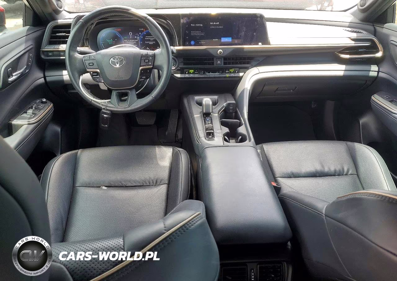 2023 Toyota Crown Limited VIN:JTDAAAAF5P3013717 - 8