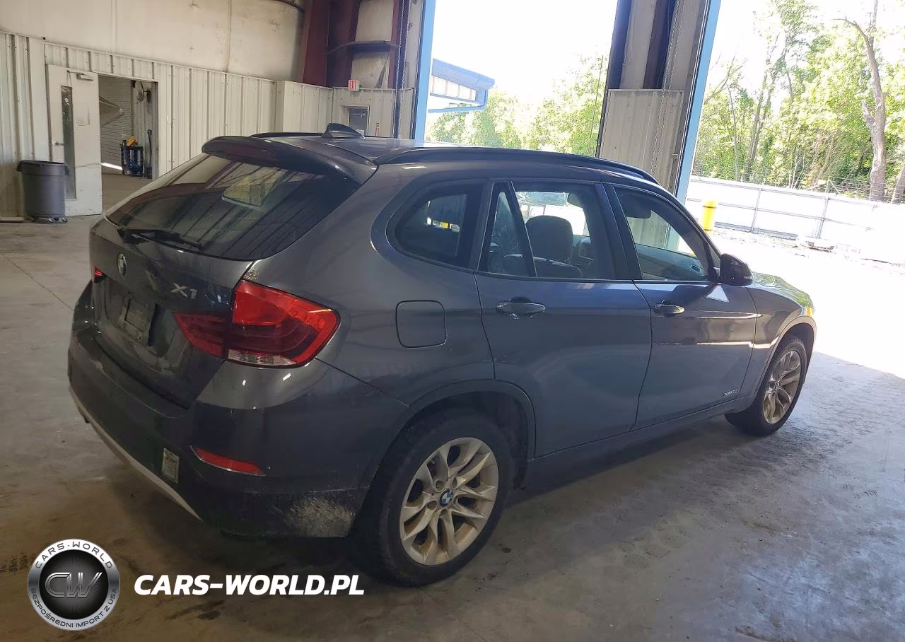 2015 BMW X1 xDrive28I VIN:WBAVL1C5XFVY31105 - 3