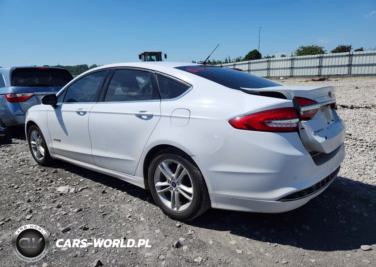 2018 Ford Fusion Se Hybrid VIN:3FA6P0LU2JR235110 - 2