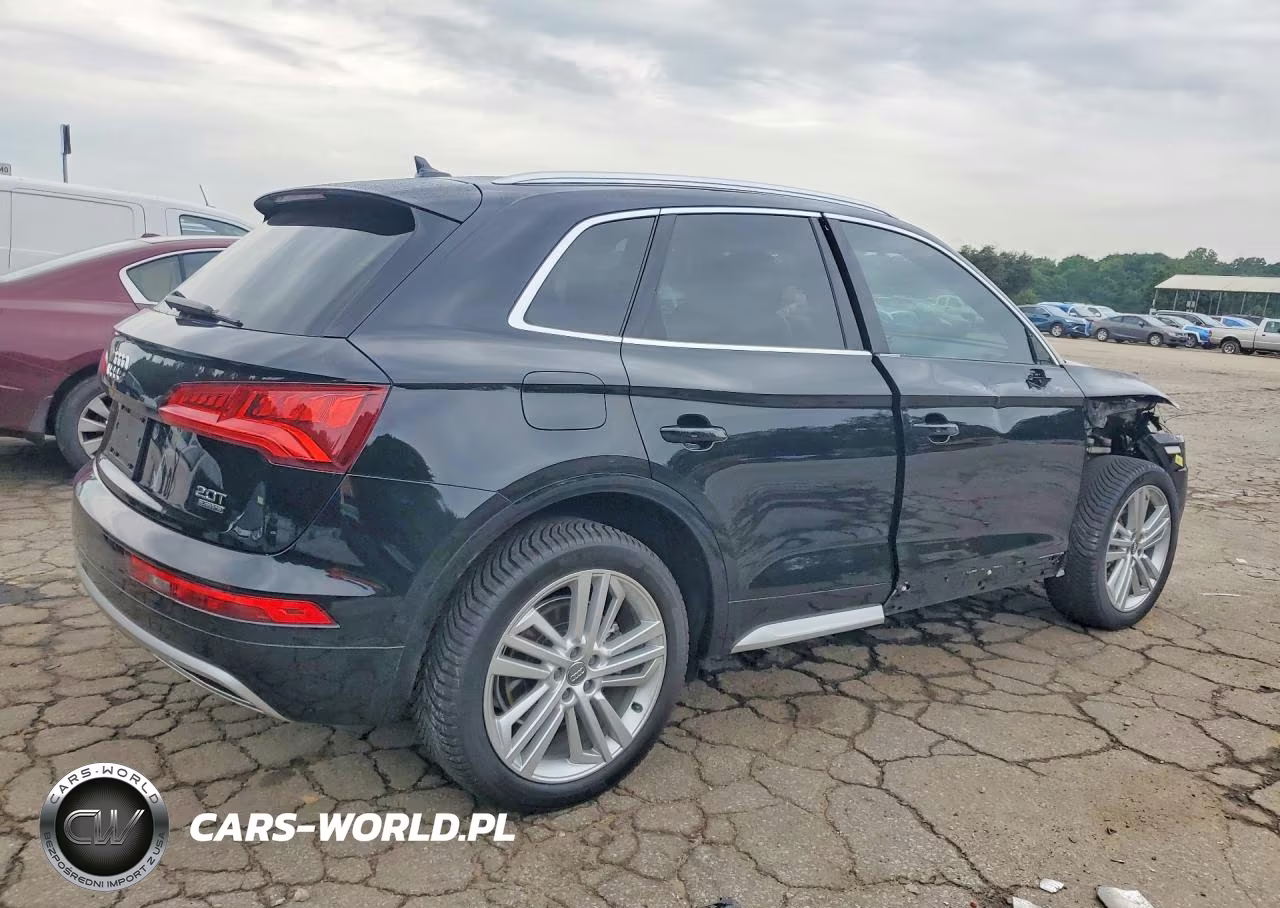 2018 Audi Q5 Prestige VIN:WA1CNAFY4J2219965 - 3